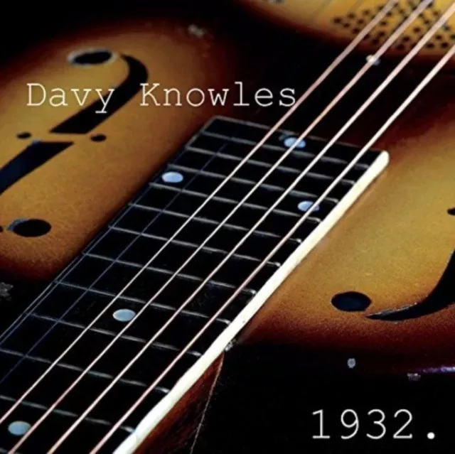 1932